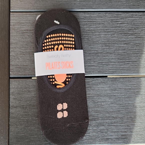 Sweaty Betty Pilates Socks in Black and Orange - Picture 1 of 3